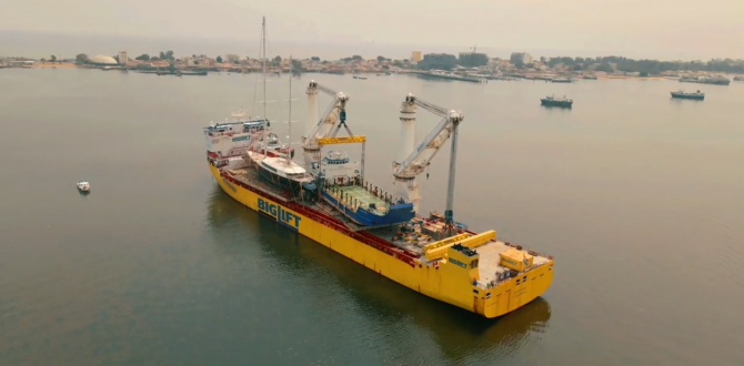 Pinto Basto Deliver Heavy Cargo Boat from Singapore to Angola