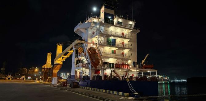 Royal Cargo Transport Fabricated Steel Modules to Australia