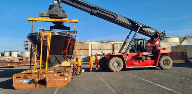 Livo Logistics Coordinate Delivery of Speedboat