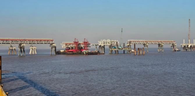 EXG Compete Heavy Lift Load-Out & Offshore Installation