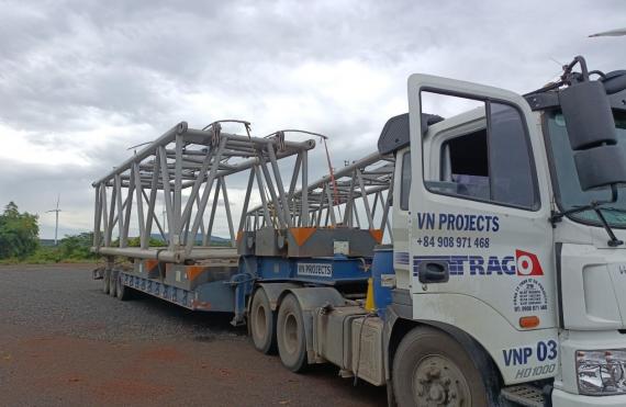 VN Projects have a Busy May with Transport of Crawler Cranes