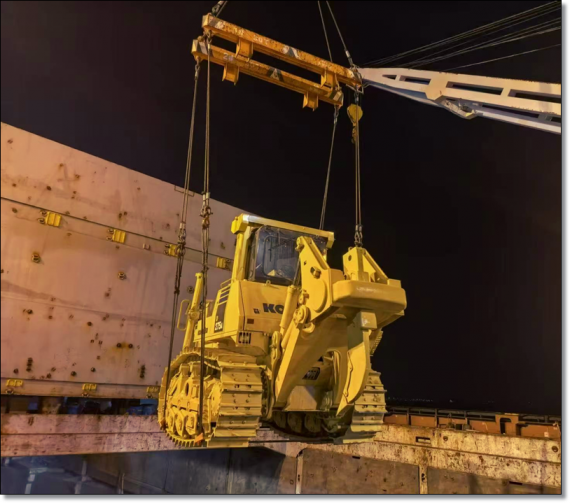 KGE Deliver Multimodal Shipment of Komatsu Machinery