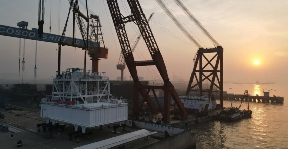 Marinetrans Awarded Logistics Contracts for FLNG Projects