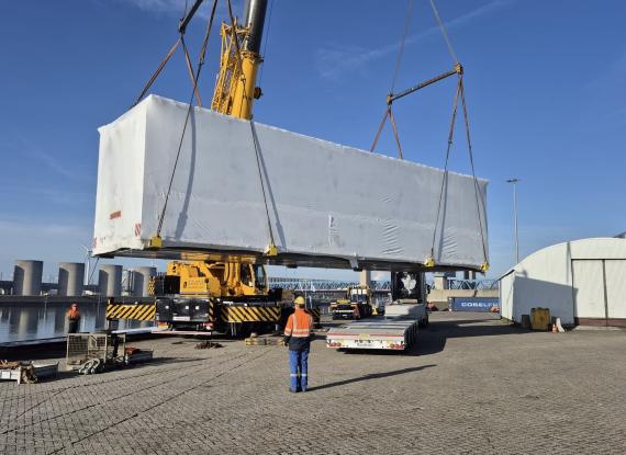 WPCS with Barge Solution to Keep Project Cargo Moving