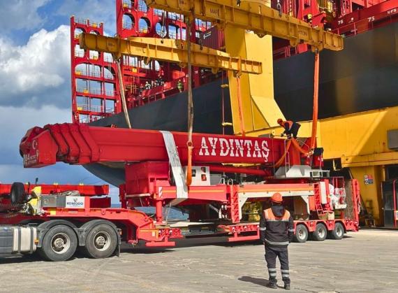Go Gauge Execute Breakbulk Shipment of Telescopic Crane