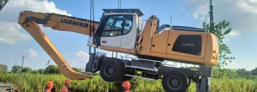 Protranser Handle Hydraulic Excavators from China to India
