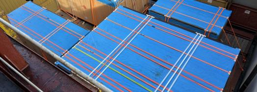 EZ Link & Central Oceans Cooperate to Handle Press Machine